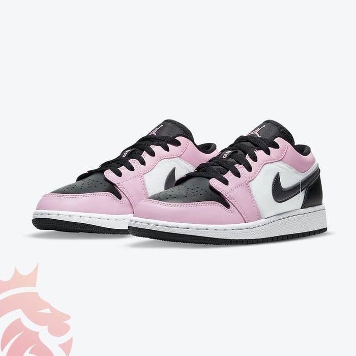 Nike Air Jordan 1 Low ブラック/ピンク　Cola Nike Air Jordan 1 Retro Low OG Bleached Coral Pink Black