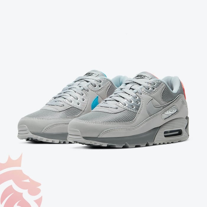 First Look: Nike Air Max 90 “Moscow”