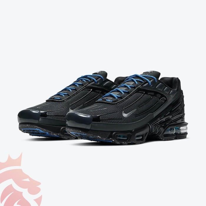 First Look: Nike Air Max Plus 3 “Black and Blue”