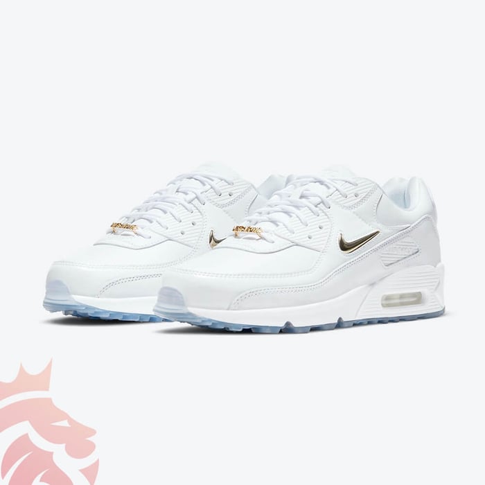 First Look: Nike Air Max 90 “Pirate Radio”