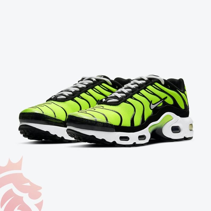 Sneak Peek: Nike Air Max Plus GS â€œHot Limeâ€ - YankeeKicks