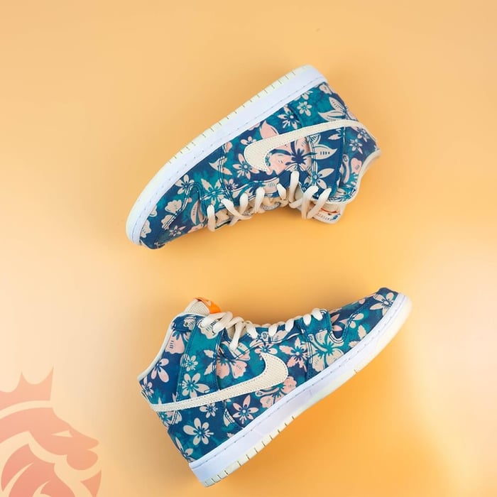 YankeeKicks Sneak Peek: Nike SB Dunk High “Hawaii” 2021
