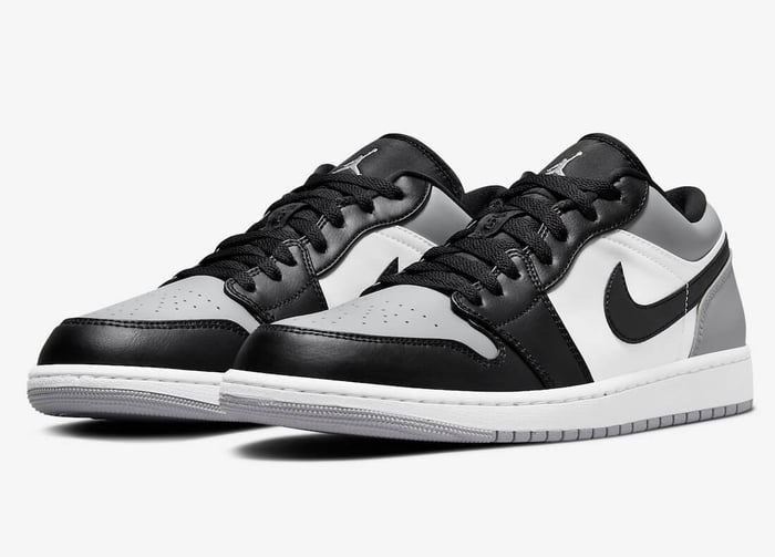 【激安価格】Nike Air Jordan 1 Low \"Shadow Toe\" The Air Jordan 1 Low Shadow Toe Returns On August 5th