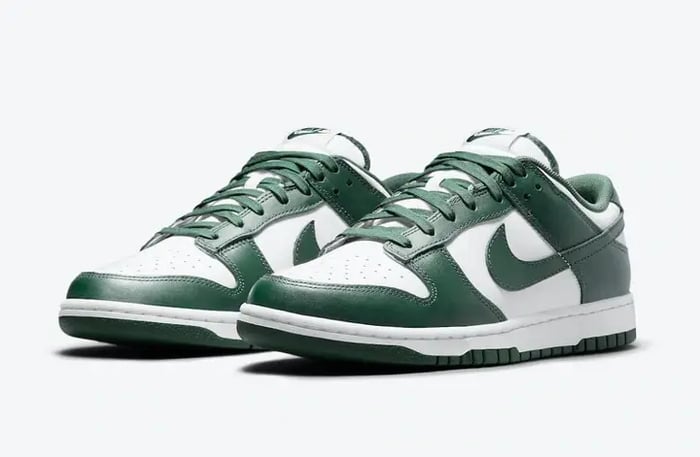 Dunk Low Michigan State Available Now