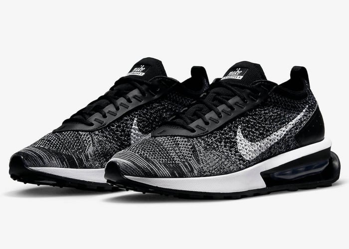 Nike Air Max Flyknit Racer “Oreo”