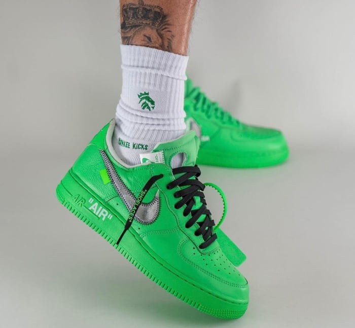 肌触りがいい Off-White x Nike Air Force 1 Low “Light Green Spark スニーカー