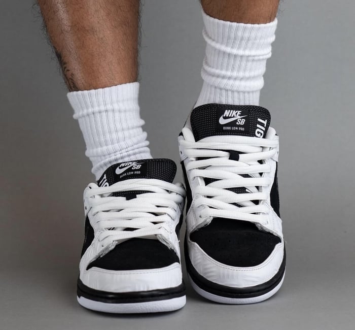 靴 NIKE SB DUNK LOW tightbooth special box Where To Buy The TIGHTBOOTH x Nike SB Dunk Low This Month
