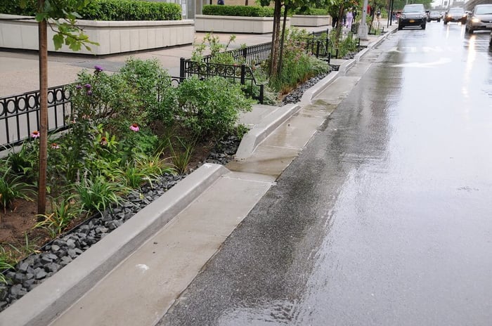 Sandbagging Garden - plants can protect you from flooding