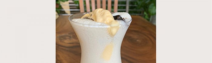 Green tea with jasmine milkshake