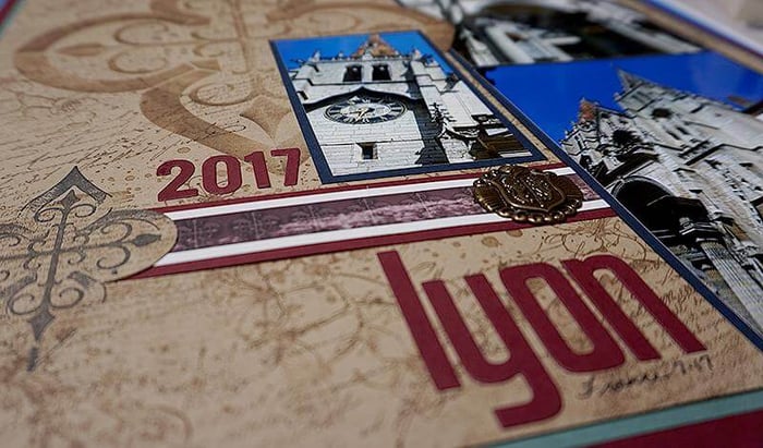 Ivy League Stencil Medallion and Stamps - Page Tutorial