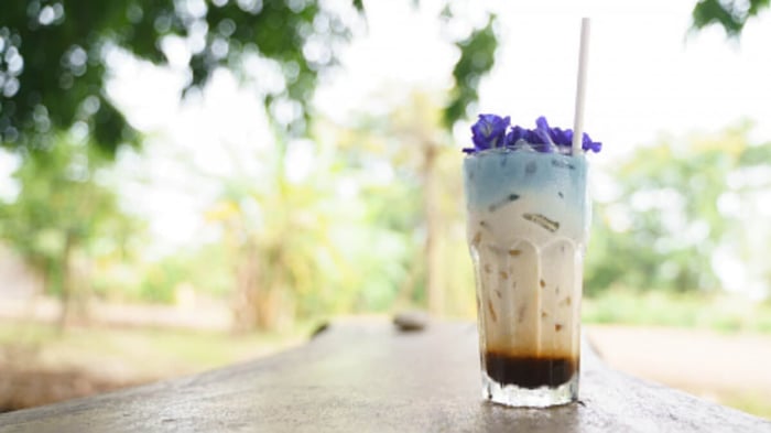 Now is the time to try this magical butterfly pea flower latte