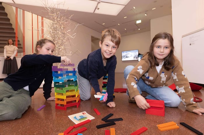 Rekordversuch im Museum: Die längste Bioblo-Linie!