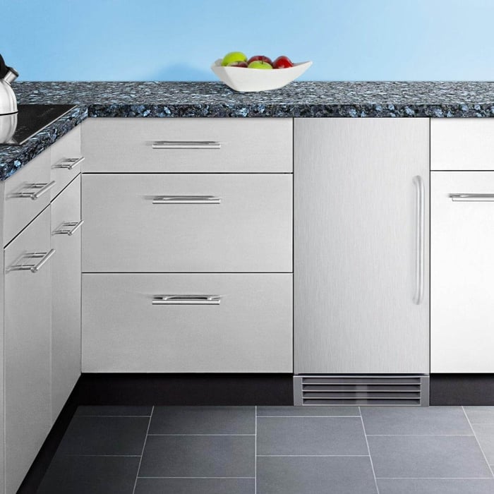 SUMMIT built-in ice maker in a luxury kitchen