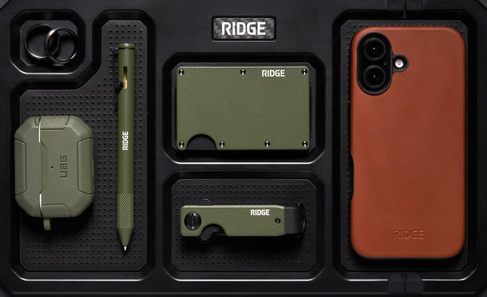 40 Unique Gifts For Your Boyfriend In 2025