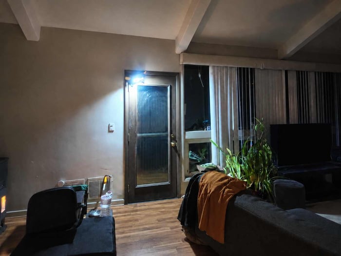 Hurricane Power Outage Checklist: Emergency Lighting Guide
