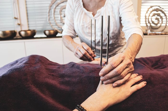 benefits of tuning forks for healing