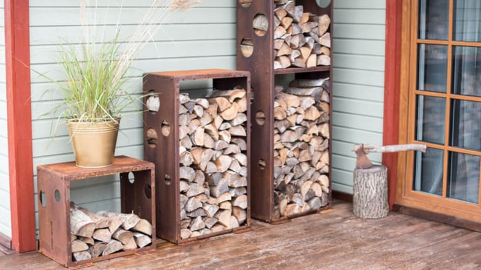 What is the Best Wood For A Fire Pit?