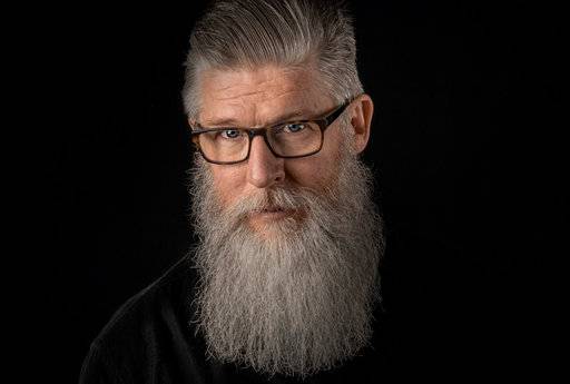 How To Grow A Beard - 9 Beard Growing Tips