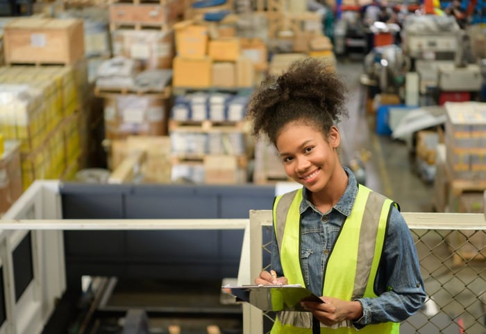 Setting Up a Shelf-Supported Mezzanine In Your Warehouse