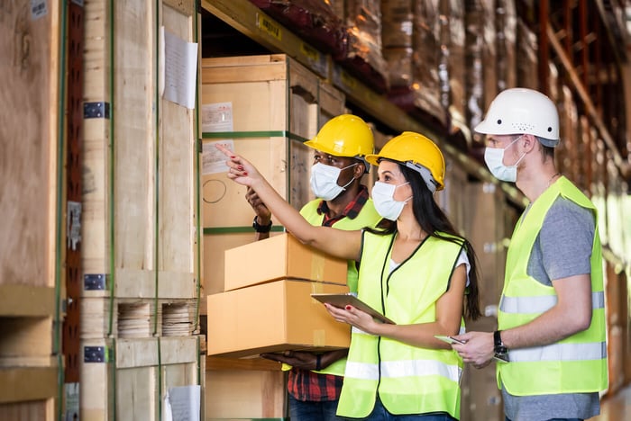 4 Ways To Go the Extra Mile With Warehouse Safety