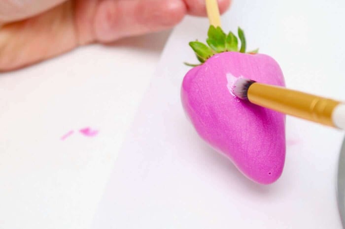 painting on chocolate