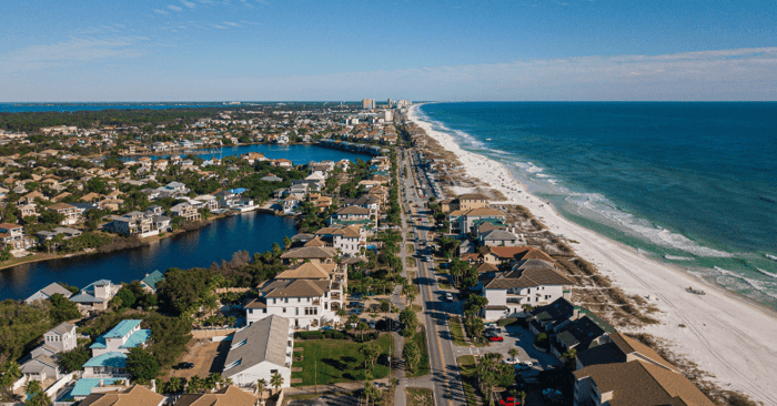 Florida's Seasonal Real Estate Trends: A Guide for Brokers and Sales Associates