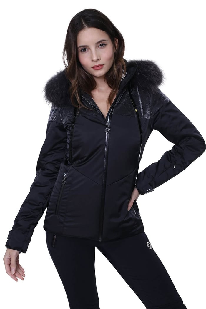 Christmas 2019 - spotlight on stylish skiing