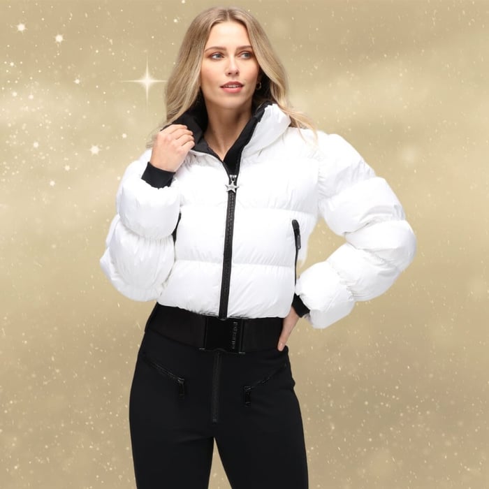 12 favourite Christmas Gifts for women skiers this winter