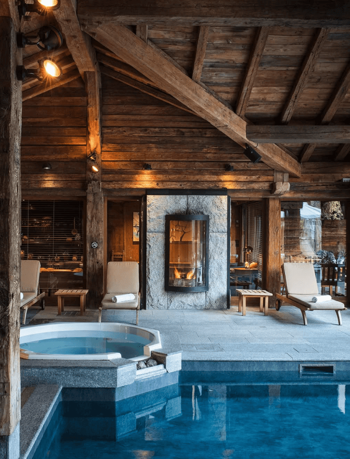 What to do on a ski holiday if you are not skiing? Image of QC Therme in Chamonix