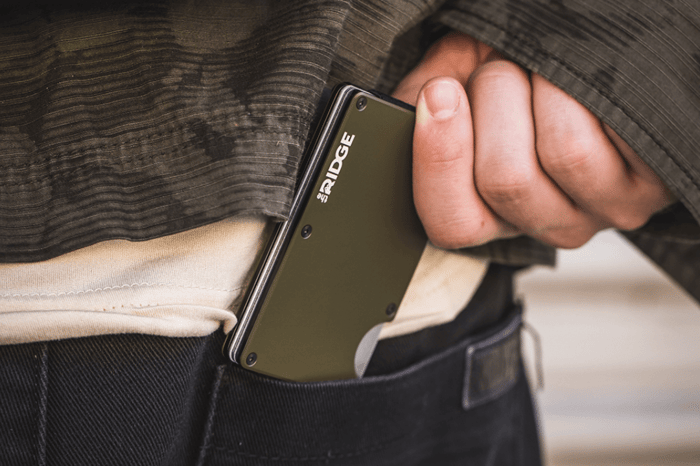 THE EDC GUIDE TO MINIMALIST WALLETS