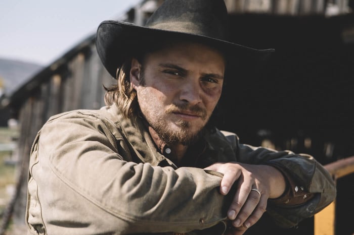 THE YELLOWSTONE SEASON 4 FINALE: KAYCE & THE WOLF
