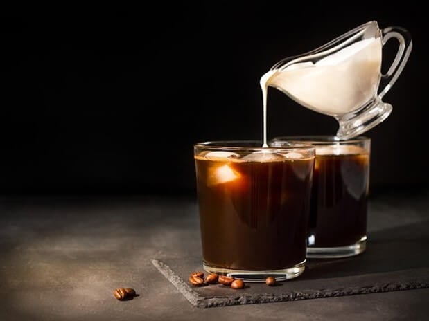 COLD BREW COFFEE: THE COOLEST COFFEE RECIPE ON THE BLOCK!