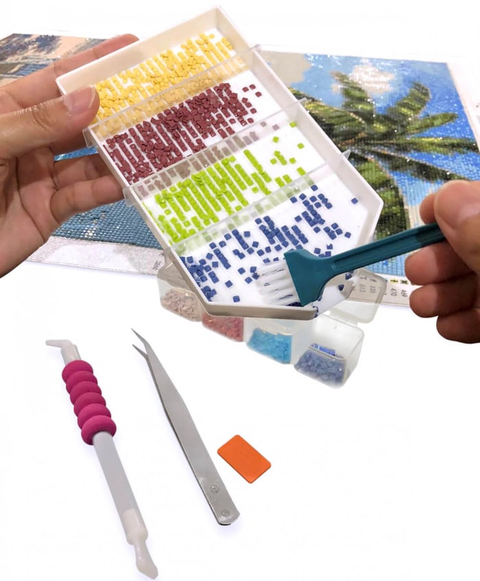 Learn More About the Large Diamond Painting Tray