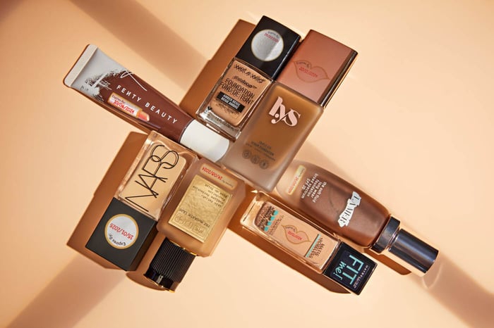HOW LONG DOES LIQUID FOUNDATION LAST?