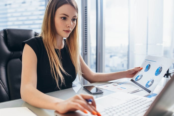 How to model an interest rate barrier?