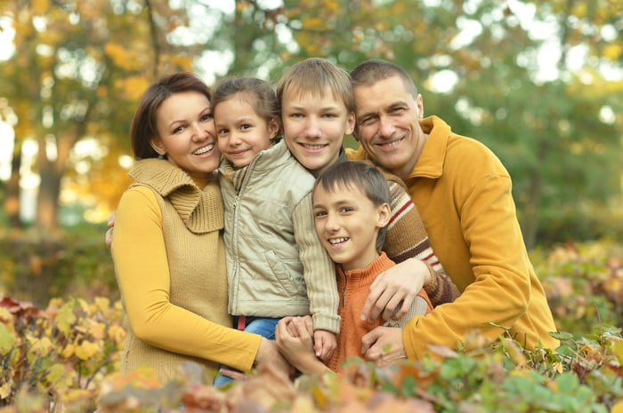 How to Enjoy Family Weekends with Your Active Kids and Rest as a Parent