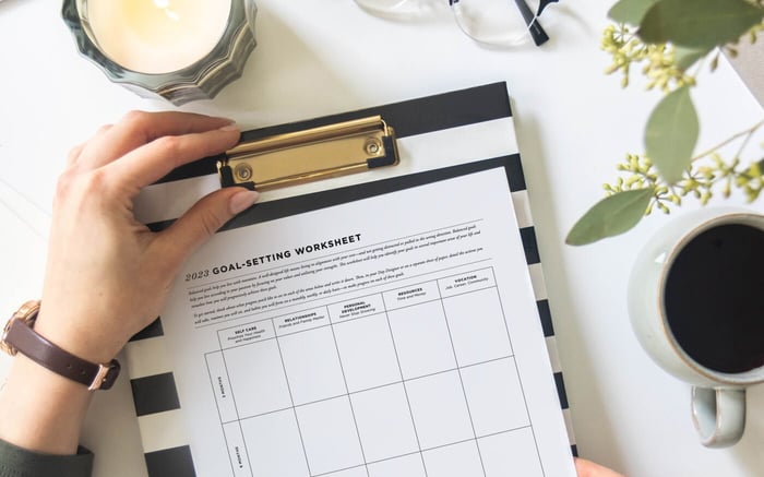 How to Set Goals for Yourself + Free Goal Setting Worksheet