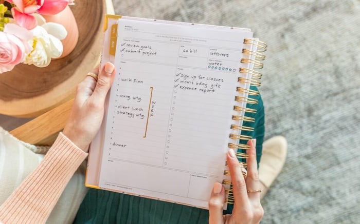 How to Organize Your Life – 5 Simple Hacks