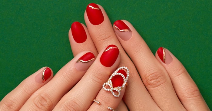 The Top Holiday Nail Art Trends for 2025