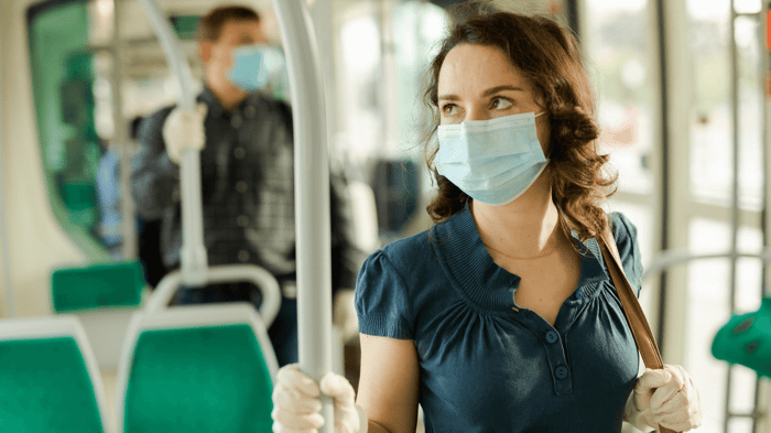 Staying Safe on Public Transit: 8 Tips for Minimizing Infection Risk