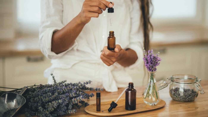 8 Skin-Tightening Essential Oils You Will Love