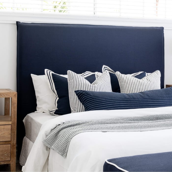 hamptons bedroom