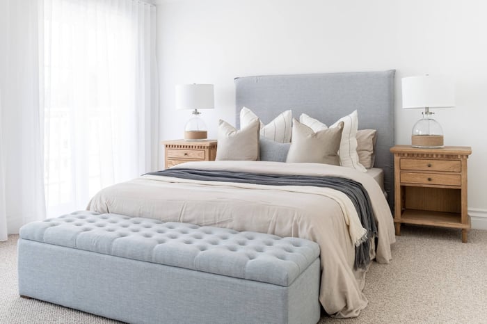 hamptons bedroom