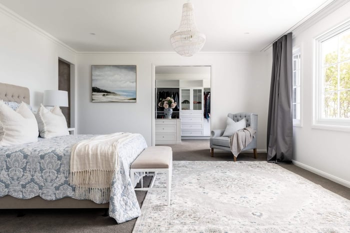 hamptons bedroom