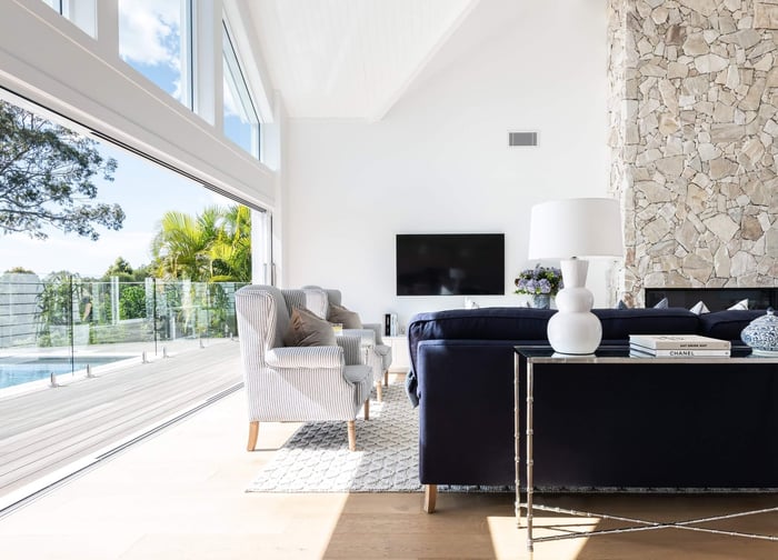 hamptons lounge room
