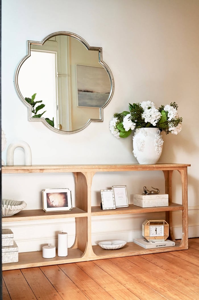 Hamptons Mirrors: Timeless Designs That Brighten and Elevate Your Home