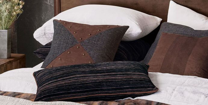 pantone mocha mousse pillows