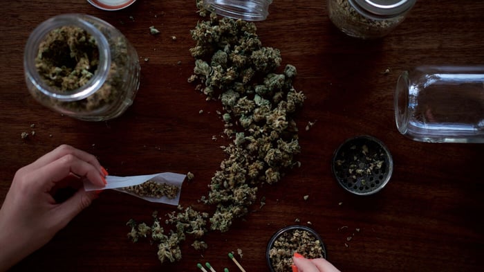 Maneras de consumir CBD ¿Comer, fumar, aplicar...?