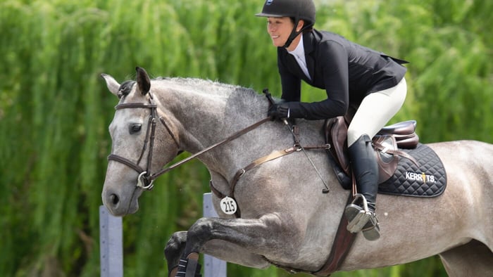 Choosing a Freejump Compatible Show Jacket