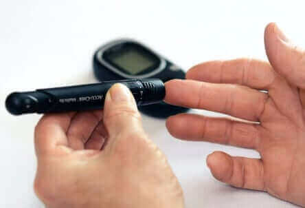 Tetrahydrocurcumin supporting healthy blood glucose levels and insulin sensitivity